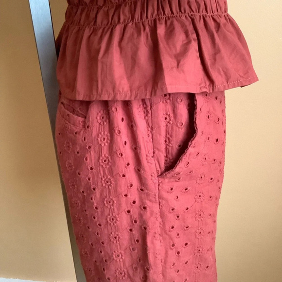 MEXX 2-Piece Smocked Peplum Eyelet Puff Sleeve Shorts Set Size M - Picture 16 of 16